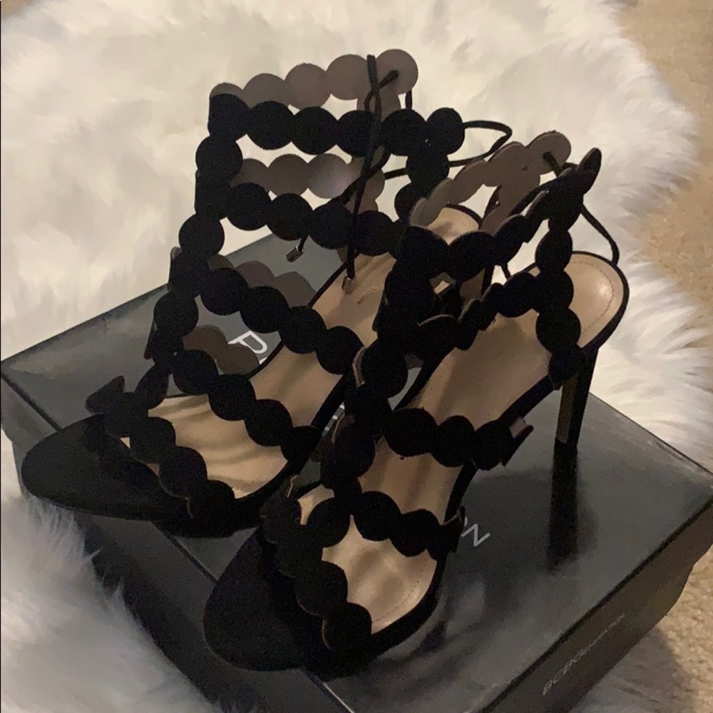 BCBG generation strapped black heels